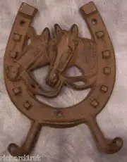 Robe Coat Hook Weathered cast iron Horseshoe & Head NEW