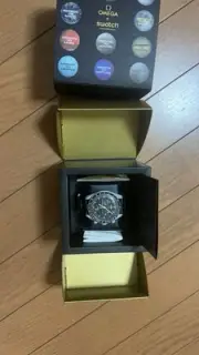 New Limited Edition Swatch Omega Moon Swatch Omega MISSION TO THE MOON Gold