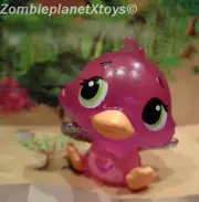 HATCHIMALS COLLEGGTIBLES FIGURE SEASON 4 BERRY RED DUCKLE sitting pose DUCK