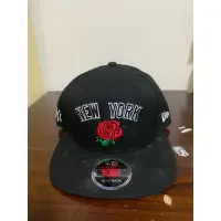 在飛比找蝦皮購物優惠-New era NY SnapBack 紐約洋基 玫瑰 黑色