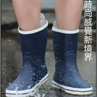 在飛比找蝦皮購物優惠-雨鞋男士防滑套鞋耐磨時尚中筒橡膠夏季款輕便防水鞋男潮雨靴長 