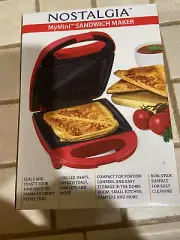 Nostalgia My Mini Sandwich Maker Red