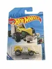 Hot Wheels Car "Eevil Weevil" 2017 Street Beast 2/10 Yellow 169/250, Sealed!