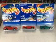 HOT WHEELS 3 VARIANT 1995 MODEL SERIES CAMARO INCLUDING RED INTERNATIONAL CARD