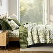 Wonderful Green Boho Printed Cotton Quilt Set King Size, 3 Piece Luxury Green Velvet Quilt Bedding Set with Pillow Shams, Farmhouse Soft Reversible Coverlet Bedding Set for All Season