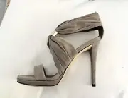Immaculate Original Gucci Stiletto - I paid $715 - Receipt in Photos - Unused