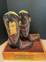 New! Womens Corral Black/Red Overlay & Embroidery & Crystals Boots. Size 6.5M.