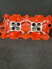 Sbc vintage duel four barrel carberators and manifold