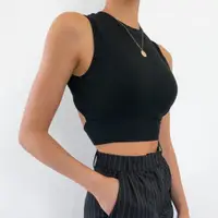 在飛比找ETMall東森購物網優惠-Short sleeved sexy top, female