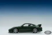 1/18 MINICHAMPS 2017 PORSCHE 911 GT3 Green ALSO OPEN FOR TRADE