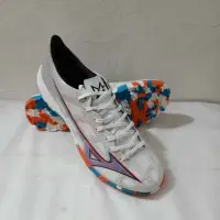 在飛比找蝦皮購物優惠-Mizuno Alpha Pro 白色足球鞋(全底縫紉)