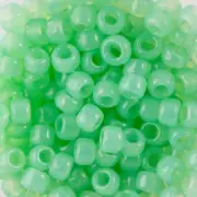 8/0 TOHO ROUND Milky Kiwi Seed Bead (8g)