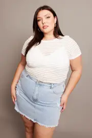 White Top Short Sleeve Crew Neck Textured