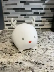 Pat Deer Kids Silicone night light….. Multi Color Just Simply Touch The Top