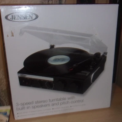JENSEN JTA-230R 3-speed Stereo Turntable With Built-in Speakers With USB NEW