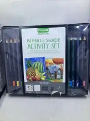 Crayola Signature Blend & Shade Activity Set 40 pieces Pencils & Oil Pastels (R)