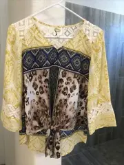 NWT Fig And Flower Tie Front Blouse Size Small Petite