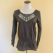 Nine West Gray Embroidered Blouse Bohemian Peasant Shirt Size Small NWT