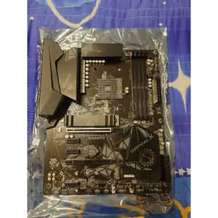 GIGABYTE x570 GAMING X 10+2相全數位電源/2組M.2插槽/AM4/主機板 二手