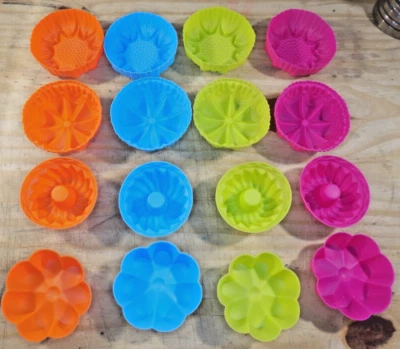 SILICON CUPCAKE or MUFFIN MOULDS 16 Pieces Four Sizes and Shapes RE-USABLE