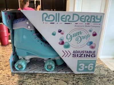 Roller derby adjustable sizing 3-6 for kids.