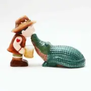 CROCODILE DUNDEE DRUNK ATTRACTIVES CERAMIC MAGNETIC SALT PEPPER SHAKERS
