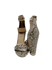 Kenneth Cole Women's New York Milena 100 Ankle Strap Sandal, Grey, Sz8, MSRP$150