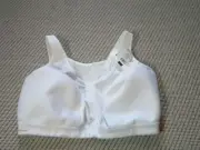 Glamorise No-Bounce Camisole Sports Bra Style 1066 White Band 44 (Pick Cup G/H)