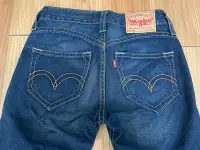 在飛比找Yahoo!奇摩拍賣優惠-LEVI'S 901 窄直筒 刷白 30x34 LEVIS