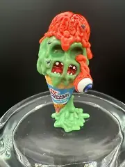Zuru Minis MEGA GROSS SERIES 2 EYE SCREAM Bite Me Ice Cream