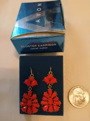 AVON 2009 Vtg. Goldtone Cluster Earrings Coral Stones Floral Design 2" long NIB