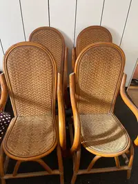 在飛比找Yahoo!奇摩拍賣優惠-二手 藤椅 五張