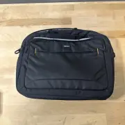 Amazon Basics Laptop Bag | Grade A 17.3 and Smaller