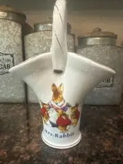Mrs Rabbit The World Of Beatrix Potter Peter Rabbit Ceramic Basket Vase