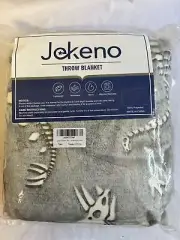 Glow in the dark dinosaur throw blanket 50x60 brand new