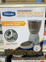 PETMATE "Programmable Portion Right" Food Dispenser-30 Cups Dry Food Storage