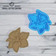 Daffodil Cookie Cutter and Embosser 8.9cm x 8.3cm