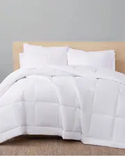 London Fog Super Soft Hypoallergenic Down Alternative Comforter