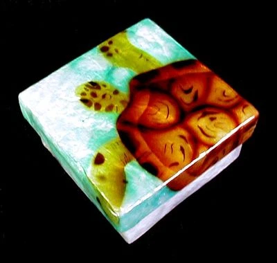 NEW Trinket Box HONU SEA TURTLE Hand Airbrushed Oyster Shell Philippines