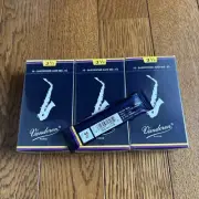 Bandoren Alto Saxophone Reed 3 1/2 Boxes With Bonus