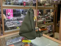 在飛比找Yahoo!奇摩拍賣優惠-☆最愛二手精品☆ LOEWE Anton sling in 