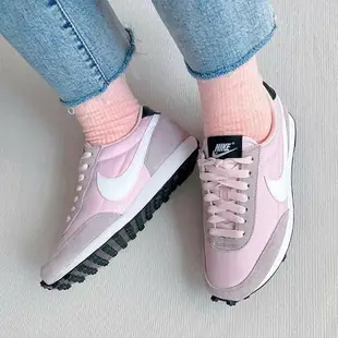 【日本海外代購】NIKE DAYBREAK SP 櫻花粉 白粉 粉色 白勾 阿甘鞋 休閒 女鞋 慢跑鞋 CK2351-601