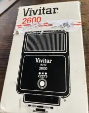Vivitar 2600 Auto Electronic Flash For Camera Computer Blitz Guide#DIN 21/m:18”
