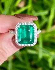 2,50Ct Octagon Natural Emerald Diamond 14K solid white gold