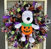 Peanuts Snoopy Halloween Fall Mesh Front Door Wreath Base, Home Decoration