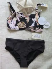 Sunseeker 10DD/E Luana Minimiser Square Neck Bra &10 Mini Rib High Waist Pant