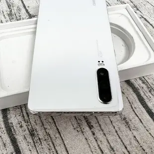 【二手機】HUAWEI P30 6.1 吋 陸版6+128G 送全新配件 售後保固10天