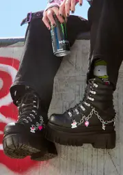 [The Grave Girls] Friend Request Platform Boots