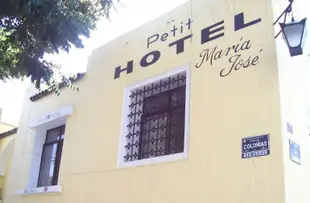 Hotel Petit Maria Jose