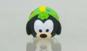 Disney Tsum Tsum - Goofy - Christmas 2016 - Medium - Vinyl Figure